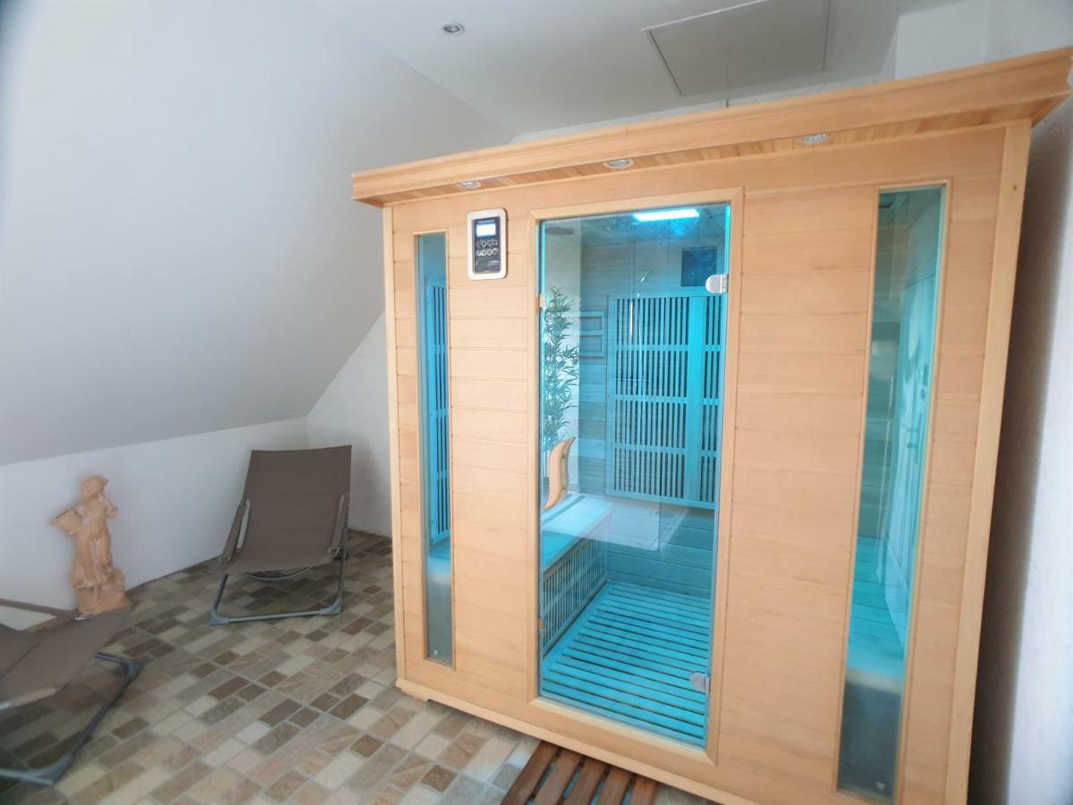 Au 36, Les Apparts Hotel Joigny Eksteriør bilde