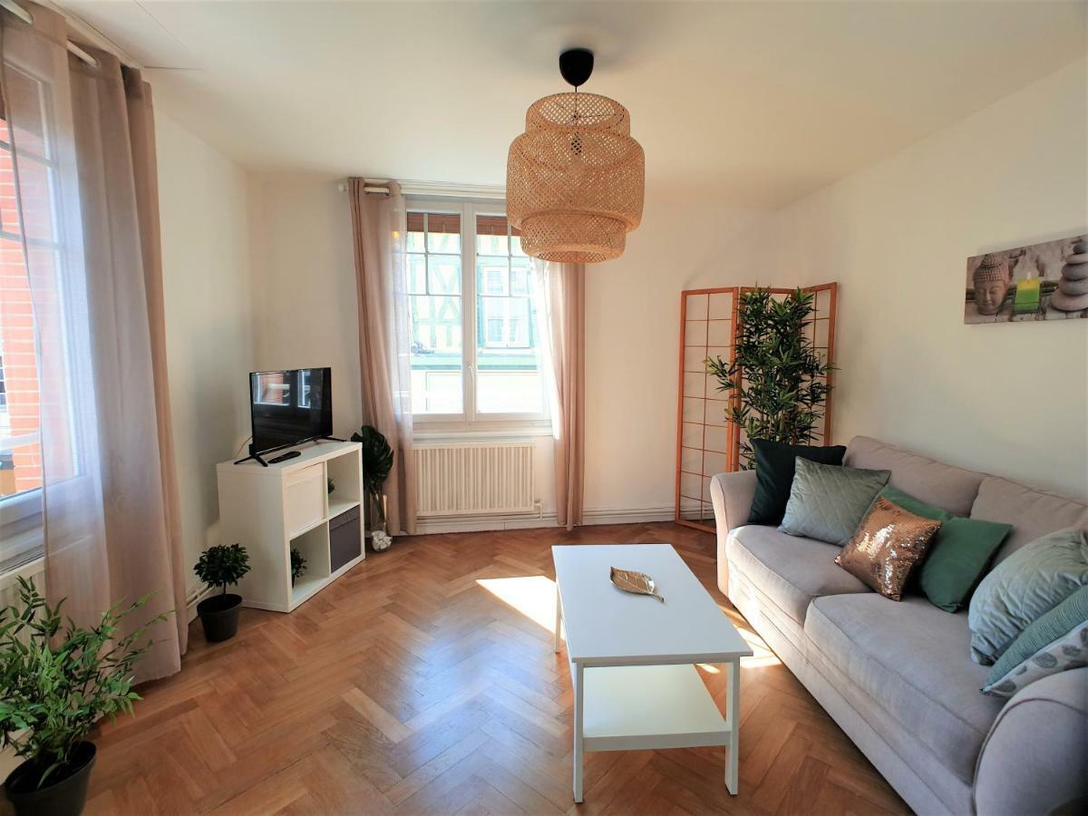 Au 36, Les Apparts Hotel Joigny Eksteriør bilde