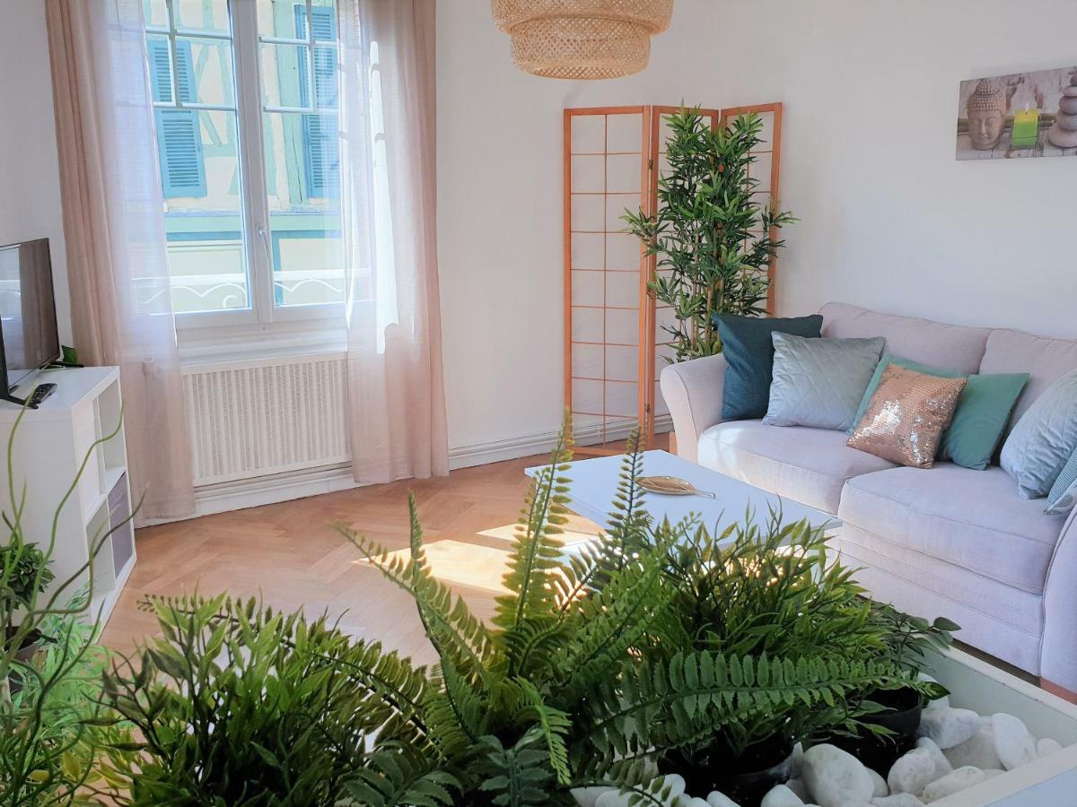 Au 36, Les Apparts Hotel Joigny Eksteriør bilde