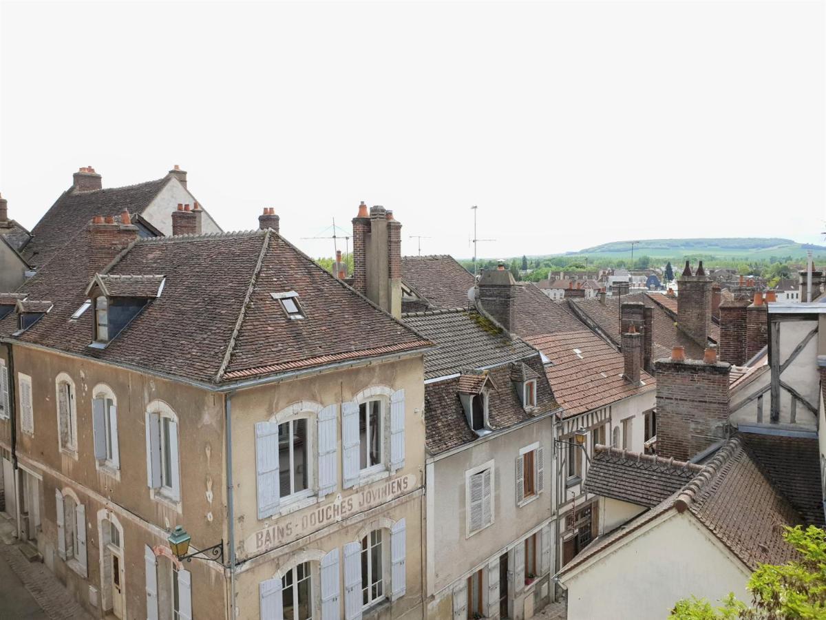 Au 36, Les Apparts Hotel Joigny Eksteriør bilde
